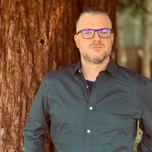 Meet your Posher, Chris